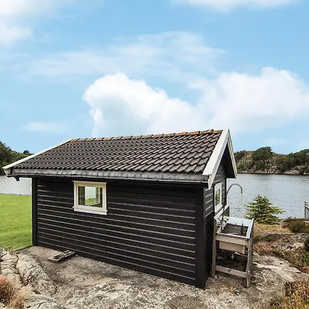 Front In With House Sea View Holiday home